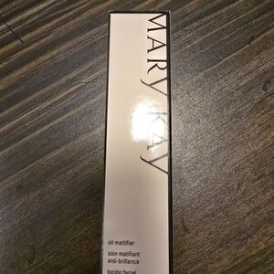 Mary Kay Oil Mattifier - bundle Of 2